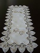 SPECIAL-VERONA-CREAM-AND-LACE-TABLE-RUNNER-STUNNING-40-cm-X-90-cm-NEW